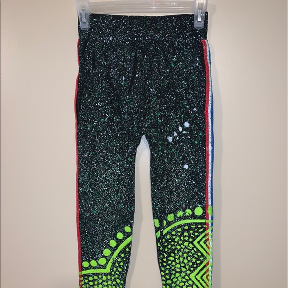 Oversized Ankara Printed Tee With Leggings - Picture 1 of 4
